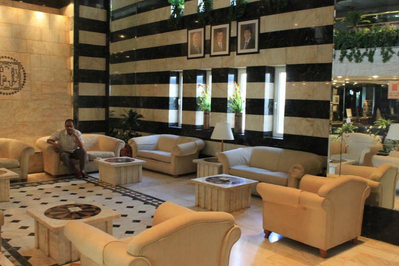 London Bridge Hotel Amman Exterior photo